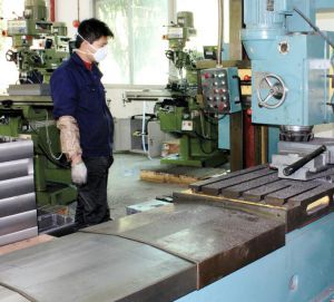 認(rèn)真上班的同事！